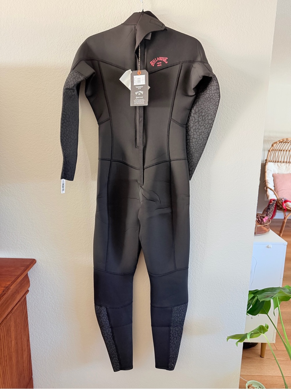 Billabong Synergy 3/2 Black Full-Body Wetsuit - Picture 3 of 6